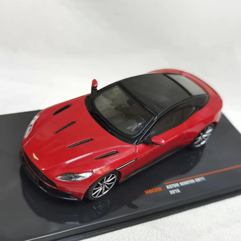 

IXO 1/43 Scale DB11 2016 Alloy Simulation Car Model Static Collection Decorated Holiday Gifts Toys Classic Souvenir Gift