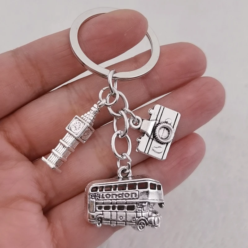 1Pcs London Keychain Big Ben Key Ring London Bus Charms With Camera England Gift For Traveler