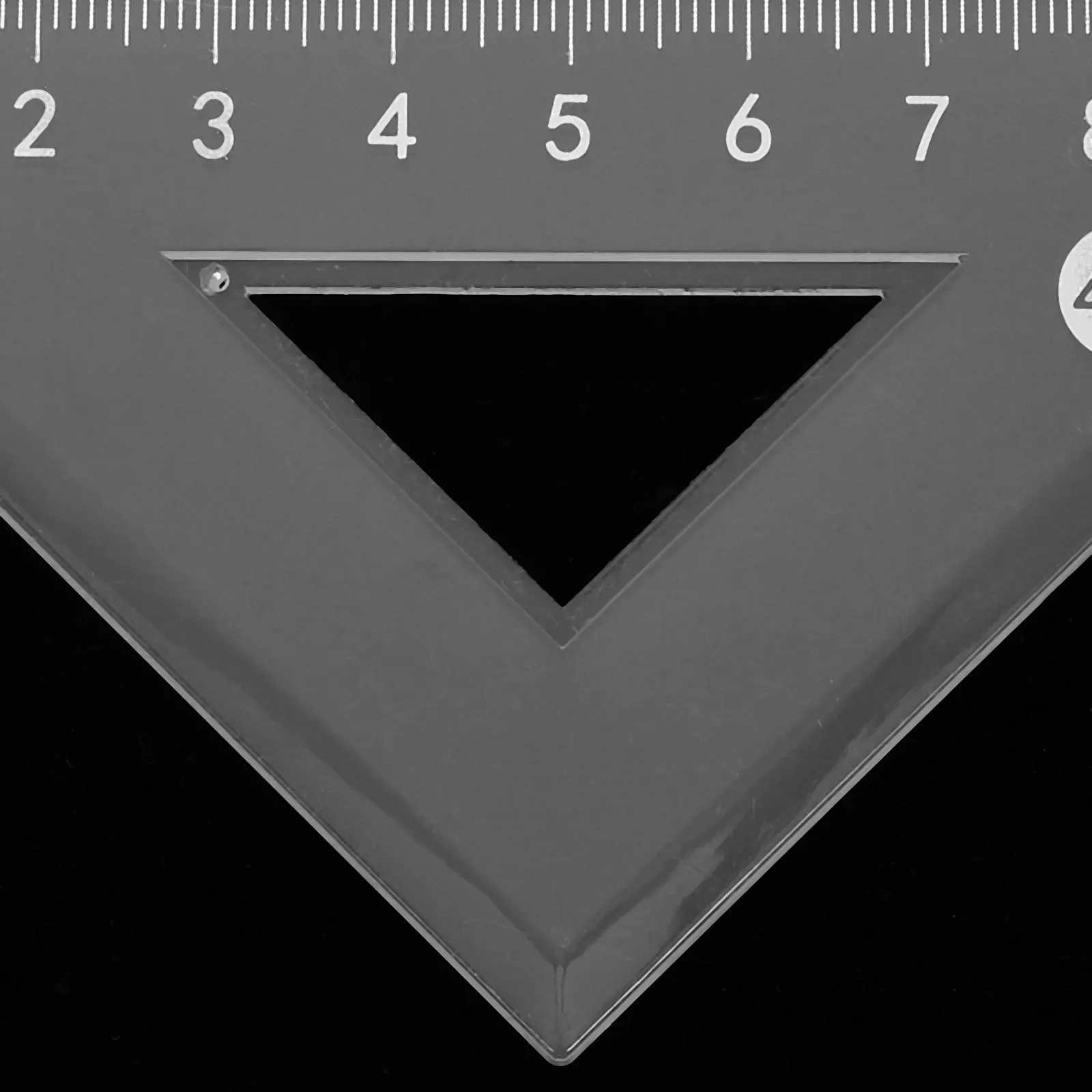 1Set Professional Plastic Geometry Ruler Set with Straight Ruler Triangle and Protractor Fade-Resistant Scales Drafting