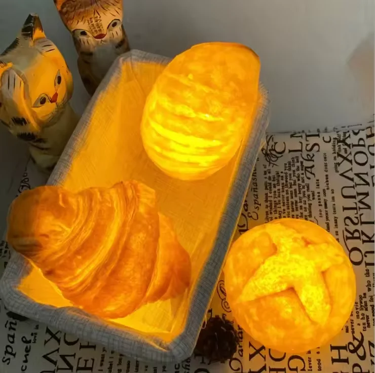 ZK20 LED veilleuses d'intérieur ornement en forme de pain à piles Simulation Croissant gâteau lampe pour salle de cuisson magasin de gâteaux