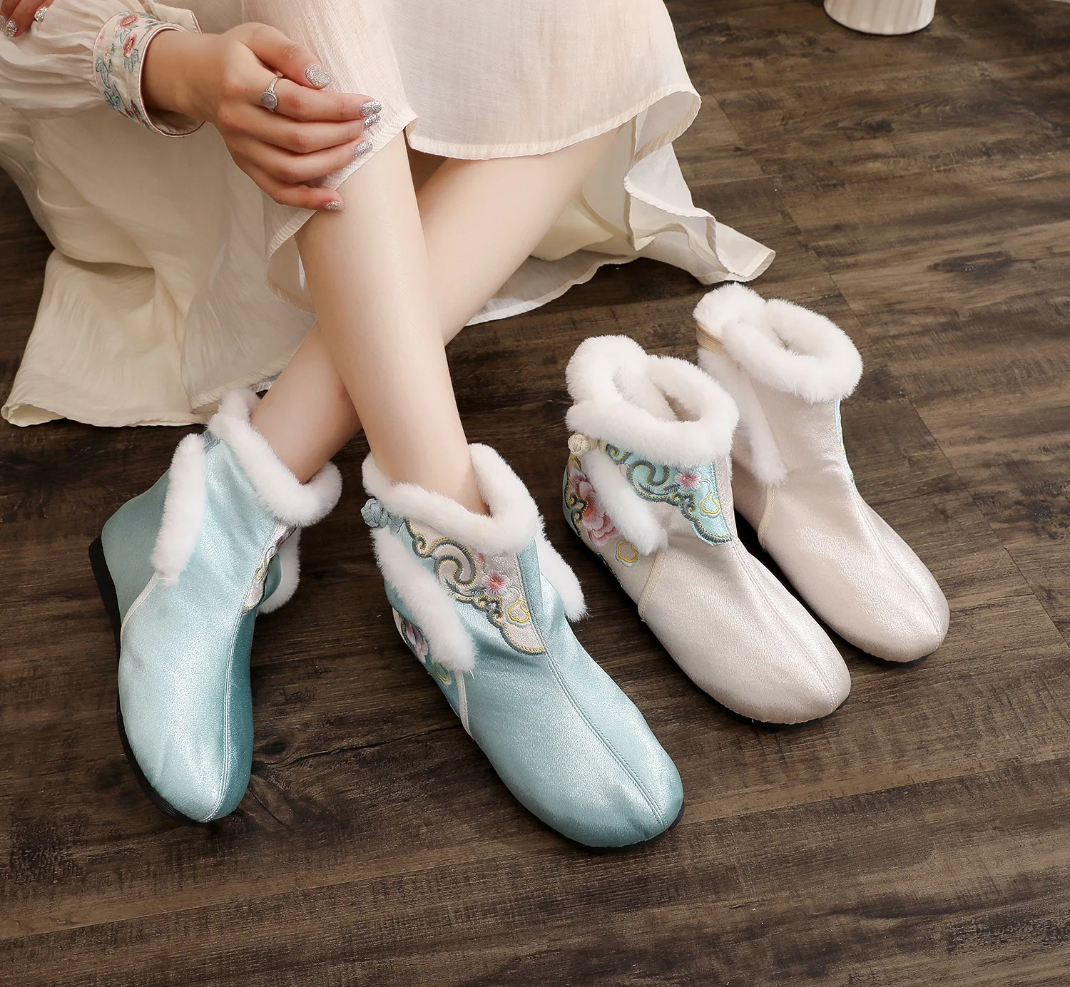 Traditional Beijing-style cloth shoes simple cheongsam-style shoes comfortable ethnic-style women's shoes with a touch of elegan