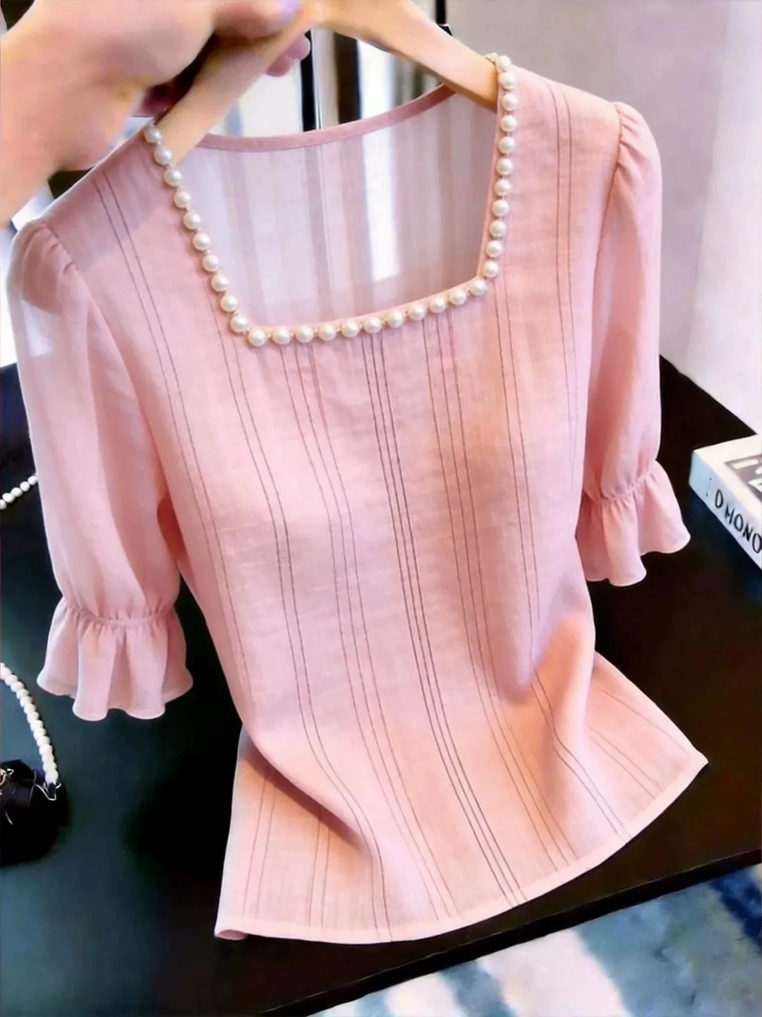 

Korean Style Pearl Decorated Short Sleeve Shirt Square Collar Simple Fashion Youthful Women's Top Commute Style Summer 2026