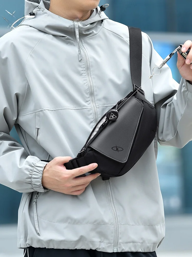 men's-fashionable-outdoor-commuting-crossbody-bag-summer-new-style-mobile-phone-waist-pack-cycling-front-chest-backpack