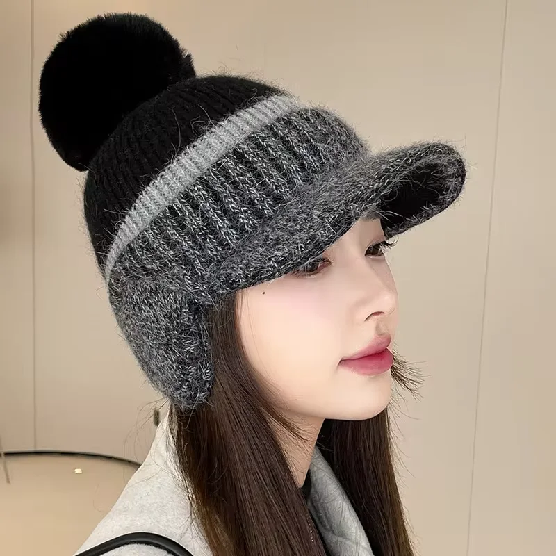 M Letter Women Winter Octagonal cap Outdoor Cycling Ear Protection Warmth Peaked Cap Casual Fashion Sun hat Bomber Hats