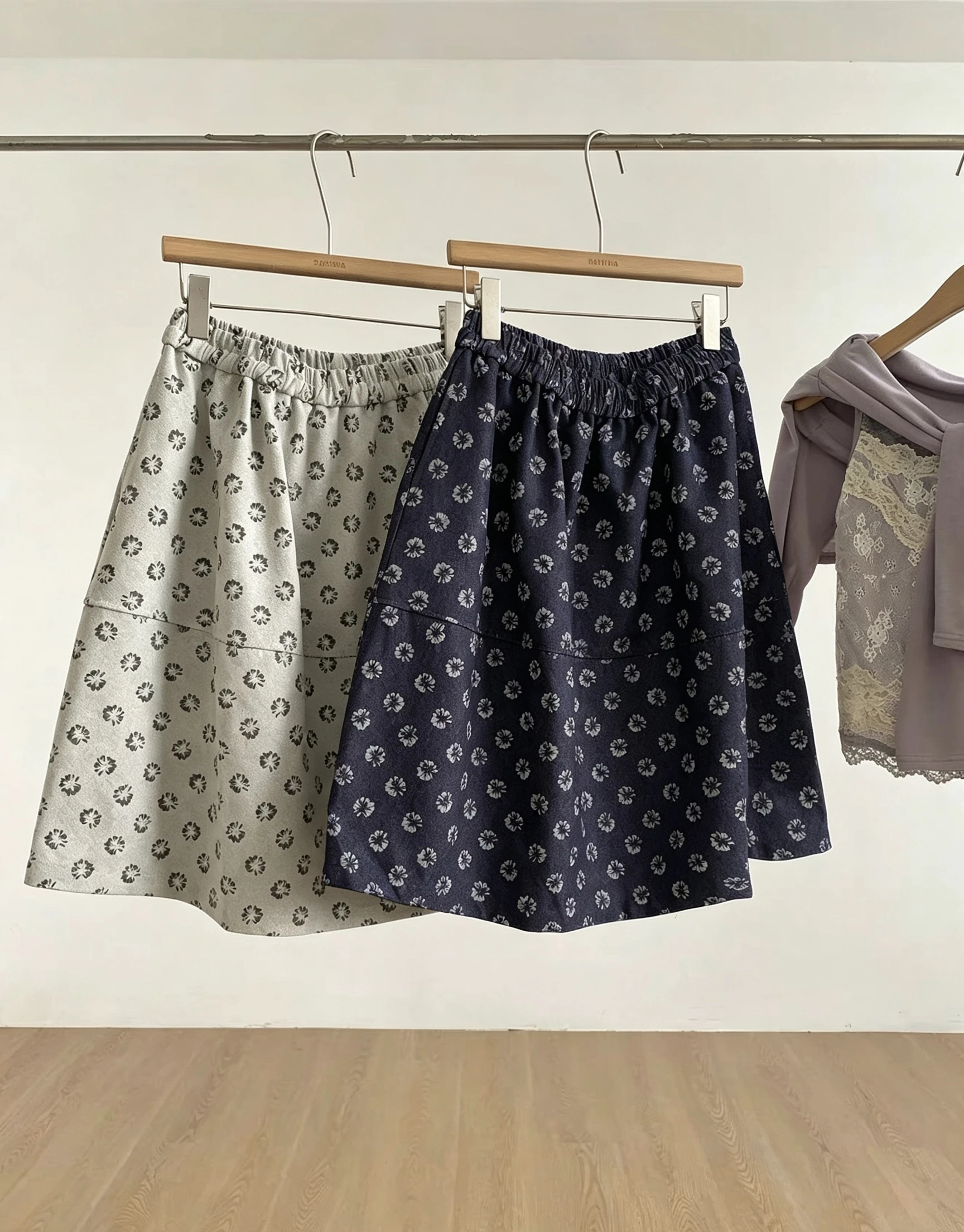 Women's Spring Autumn Lovely Floral Knee Length Skirt Lady Elastic Waist A Line Mid Length Skirt