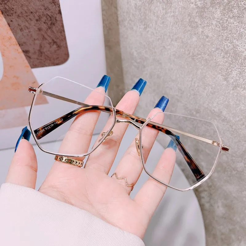 2024-trendy-f-frame-bla-rimmed-brown-lens-anti-blue-light-glasses-for-near-sight-women-large-face-slimming-faionable-e