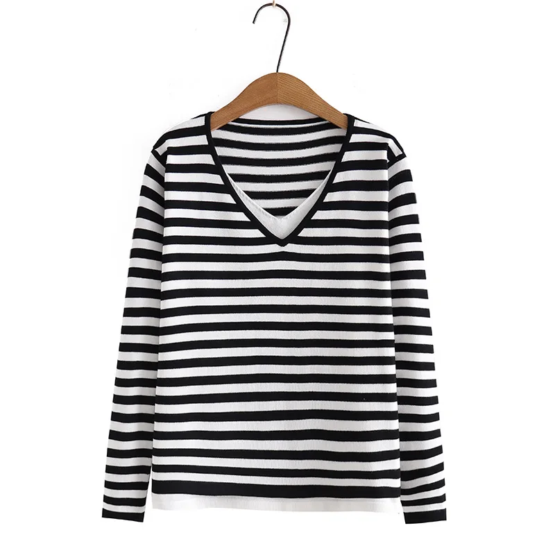 Plus size women's Korean version loose show thin light cotton v-neck bottom shirt casual wind striped long-sleeved top