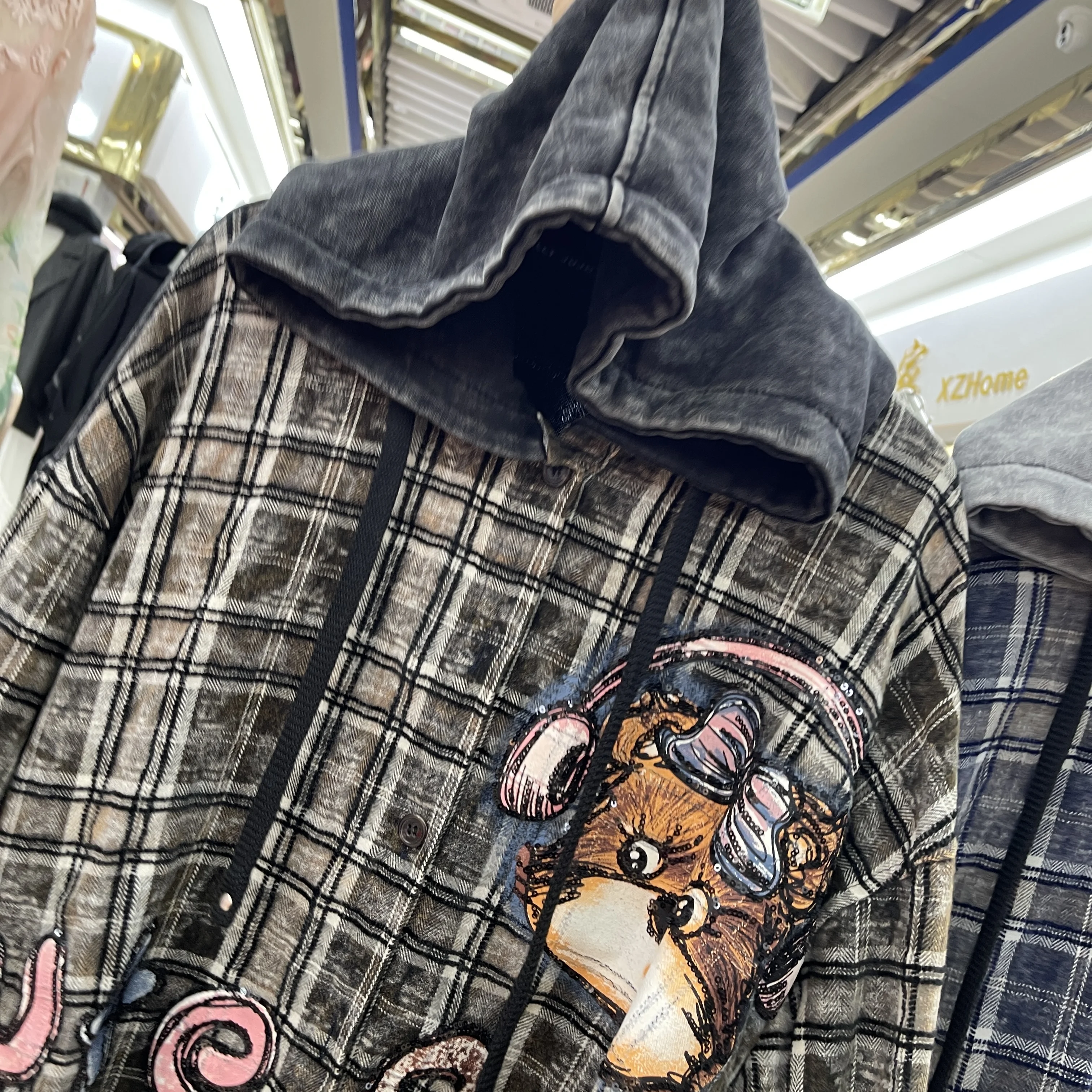 European Style Printed Sequin Jacket women 2025 Autumn New Loose Mid-Length Large Plaid Cartoon Long Sleeve Shirt for Women