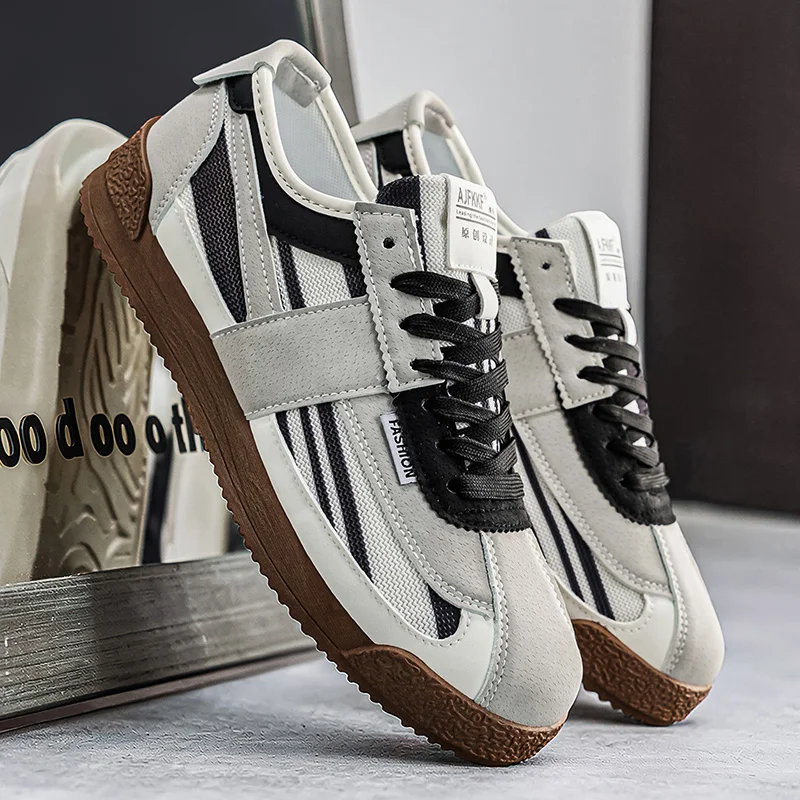 

Retro Forrest Gump Shoes for Men, Breathable Mesh Casual Sneakers, Lightweight Soft-Soled Sports Trainers for Summer, Versatile Trendy Color-Blocked Low-Top Flat Shoes