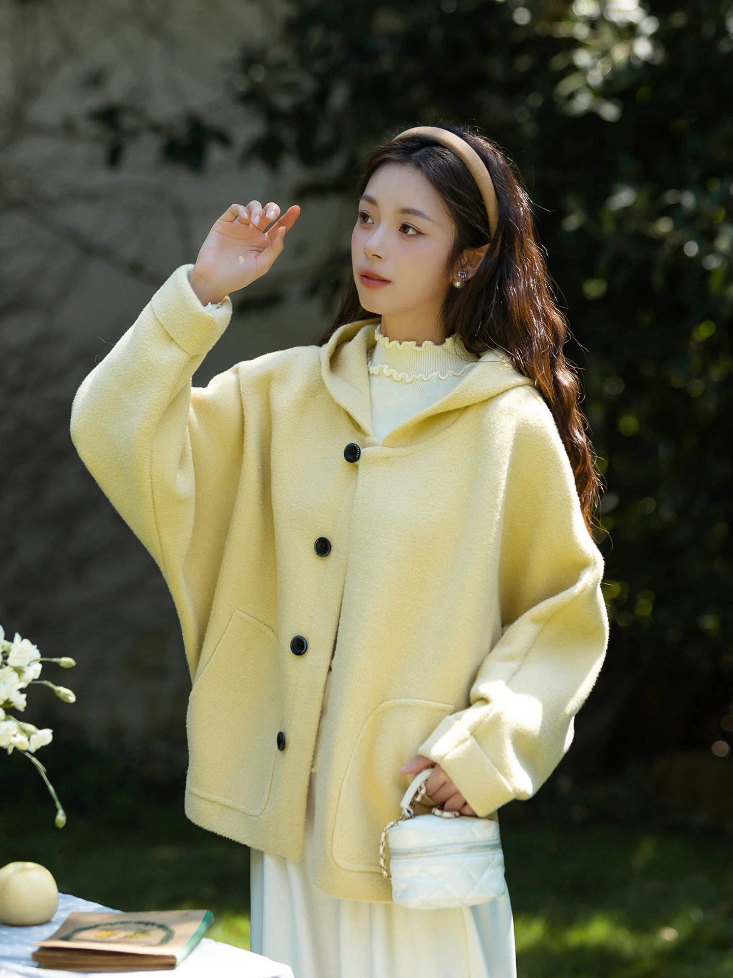 

Желтая вельветовая куртка с капюшоном в корейском стиле, повседневная, весенняя новинка, нежная, уютная, маленький размер