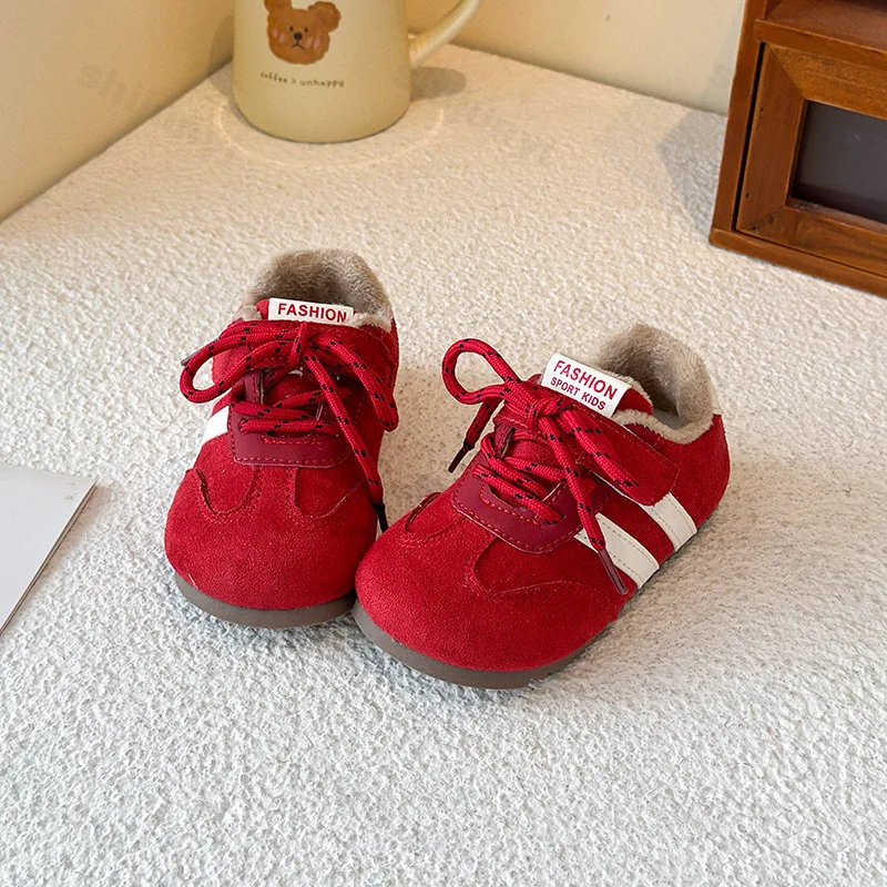 أحذية رياضية للأطفال 2025 خريف شتاء دافئ قطيفة ريترو موضة في الهواء الطلق حذاء كاجوال فتاة بنين طفل أحذية رياضية مريحة