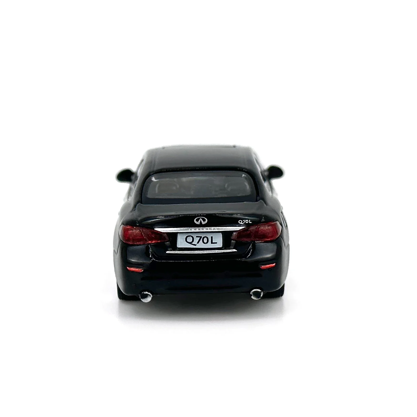 1:64 Scale Infiniti Q70L 2018 Diecast Model Miniature Toy Car Vehicle alloy car image 2