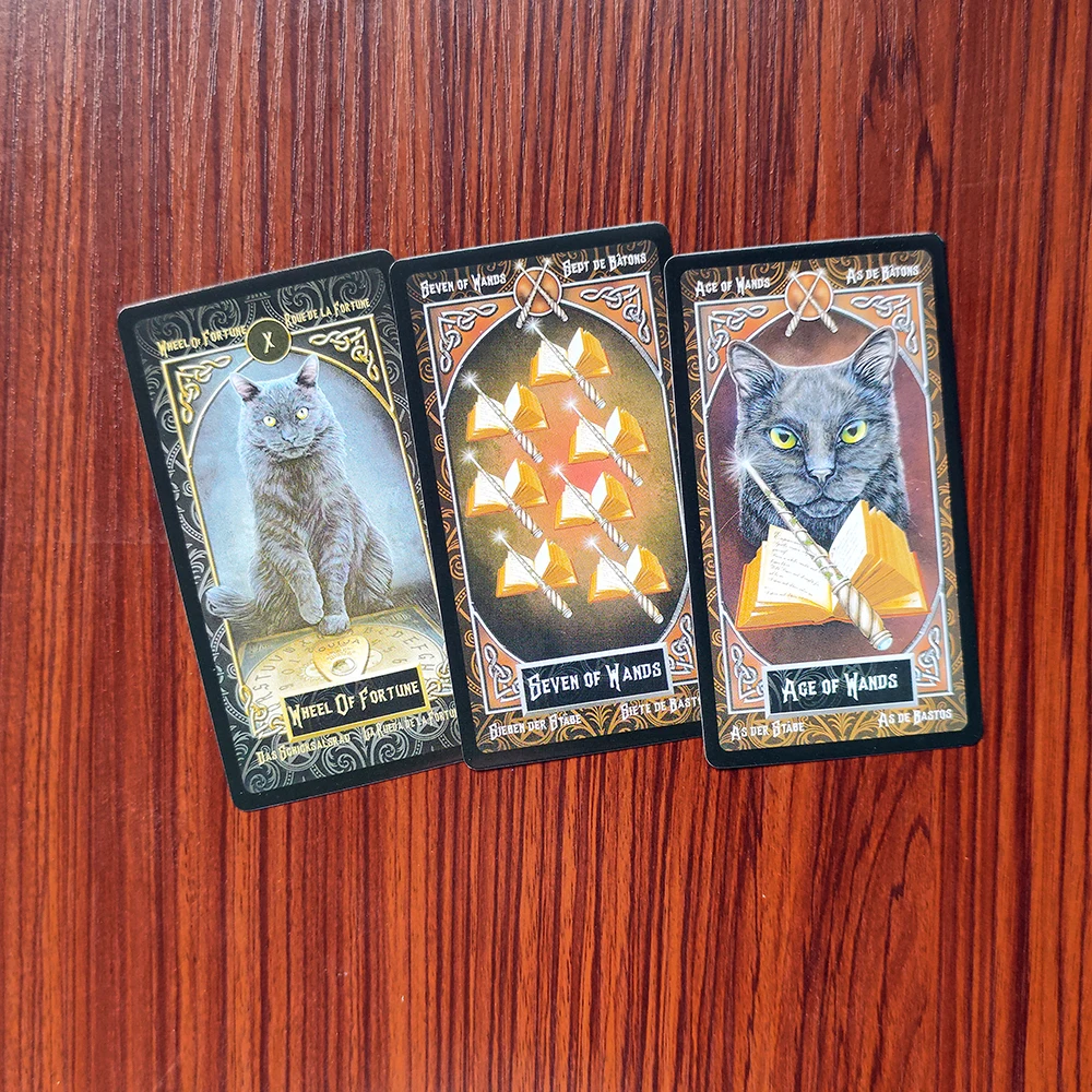 Familiars tarot cards deck English Spanish French German version mysterious animal magic divination card game