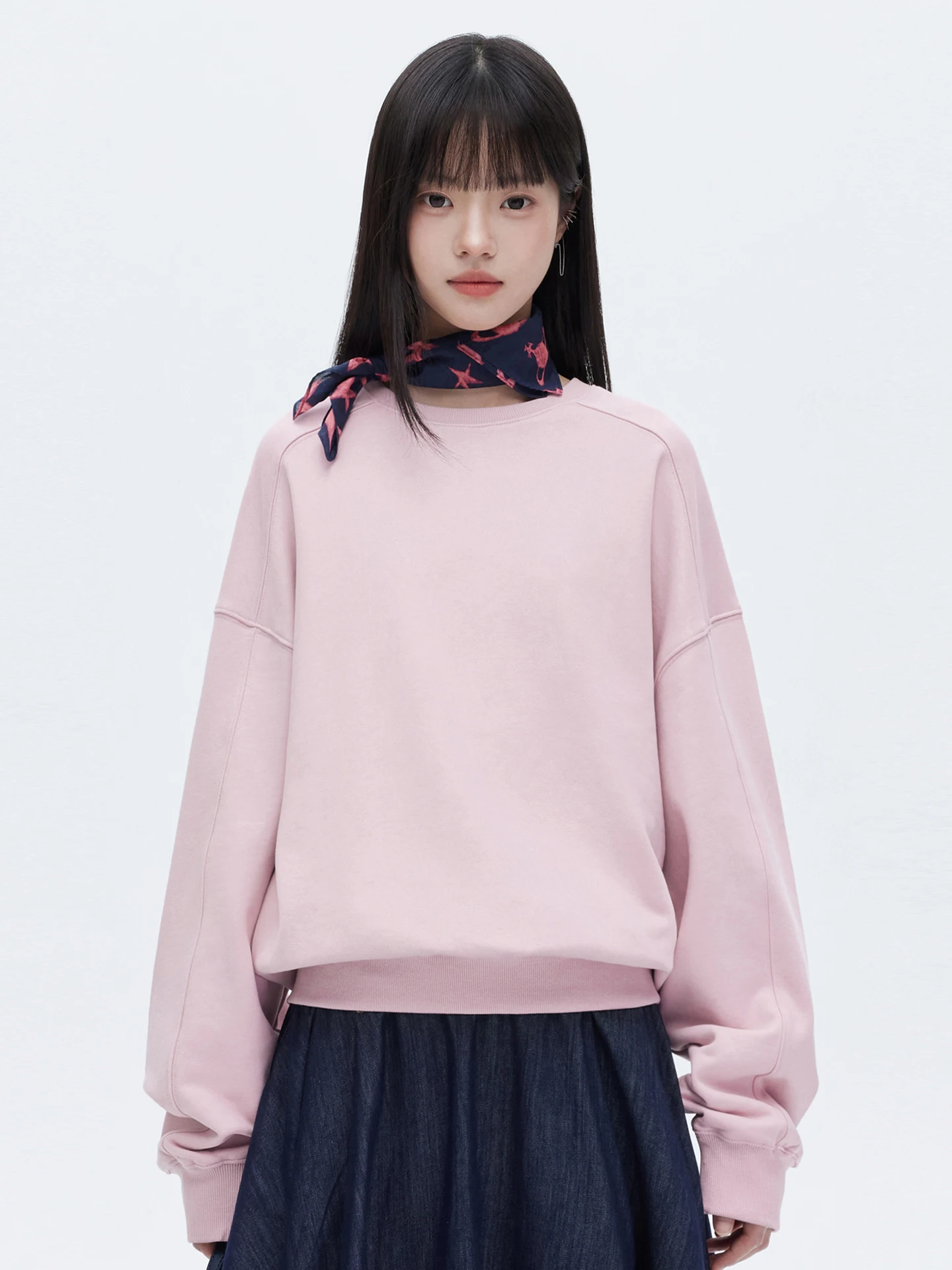 

Женская худи Queen из 100% хлопка, универсальная, свободного кроя, с круглым вырезом, длинными рукавами, новинка весны 2026, фиолетовая