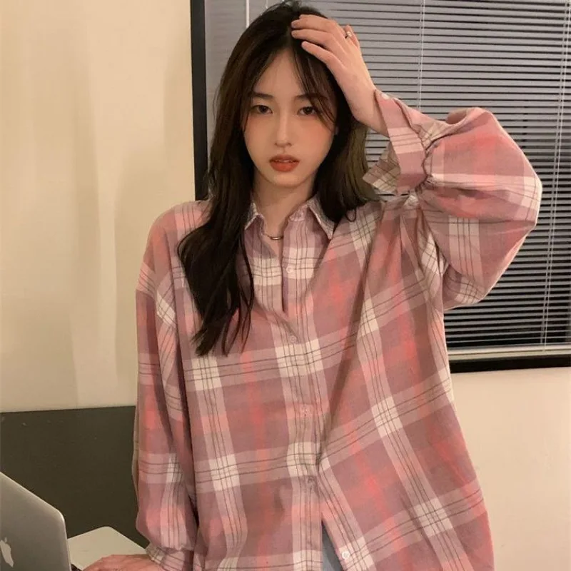 Plaid Shirt Women Fashion Loose Straight Single Breasted Pretty Style Blouses Casual Outwear Turn Down Collar Female Shirts