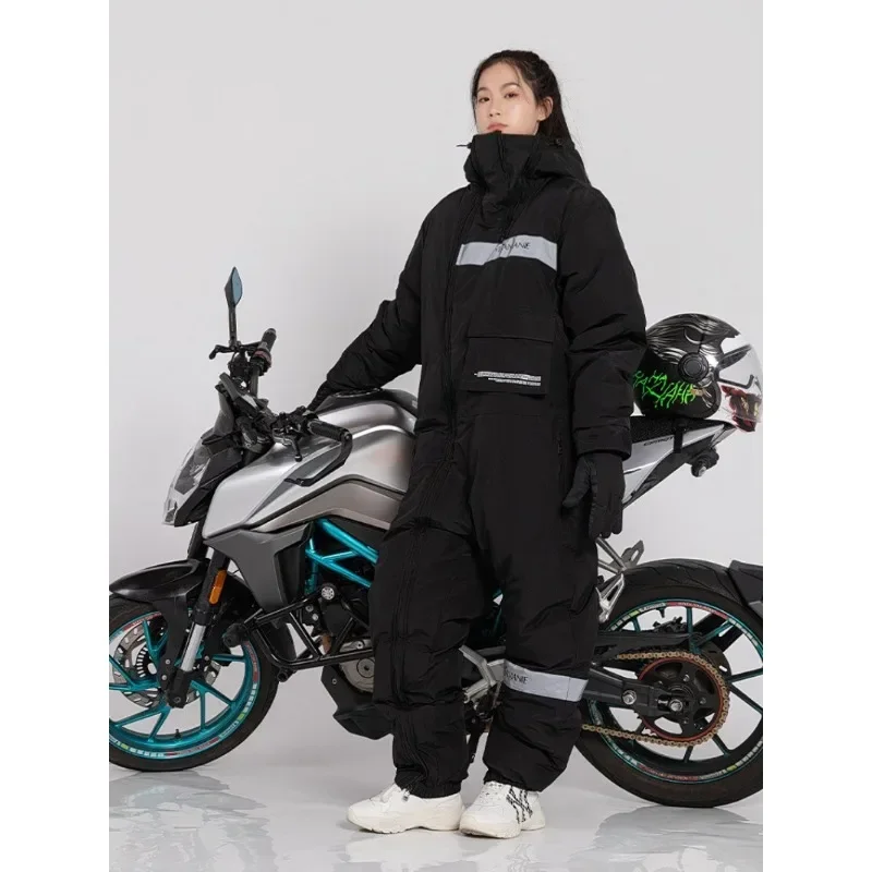 2023 New Electric Motorcycle Windshield Cover with Winter Warmth, Plush and Thickened Riding Straddle Split Leg Biking Suit