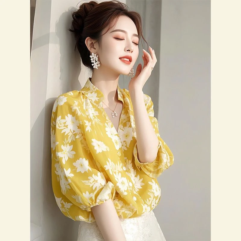 Spring Fashion Floral Print Yellow Shirt Elegant Unique Luxury Feel Special Beautiful Commute Style Loose Fit Seven Sleeve