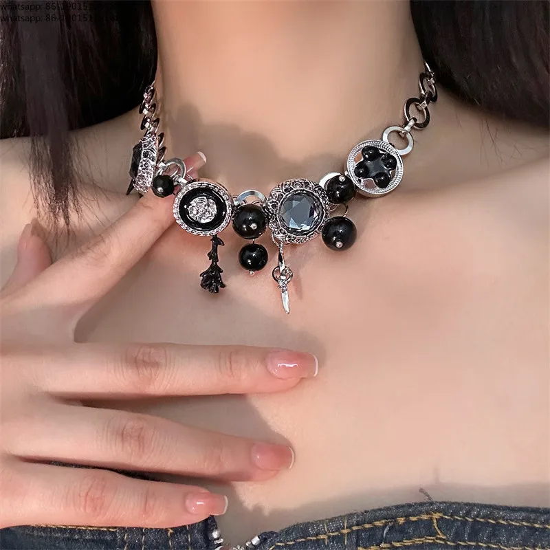 Button star necklace heavy industry babes sweet cool subculture exaggerated goth punk Europe and America