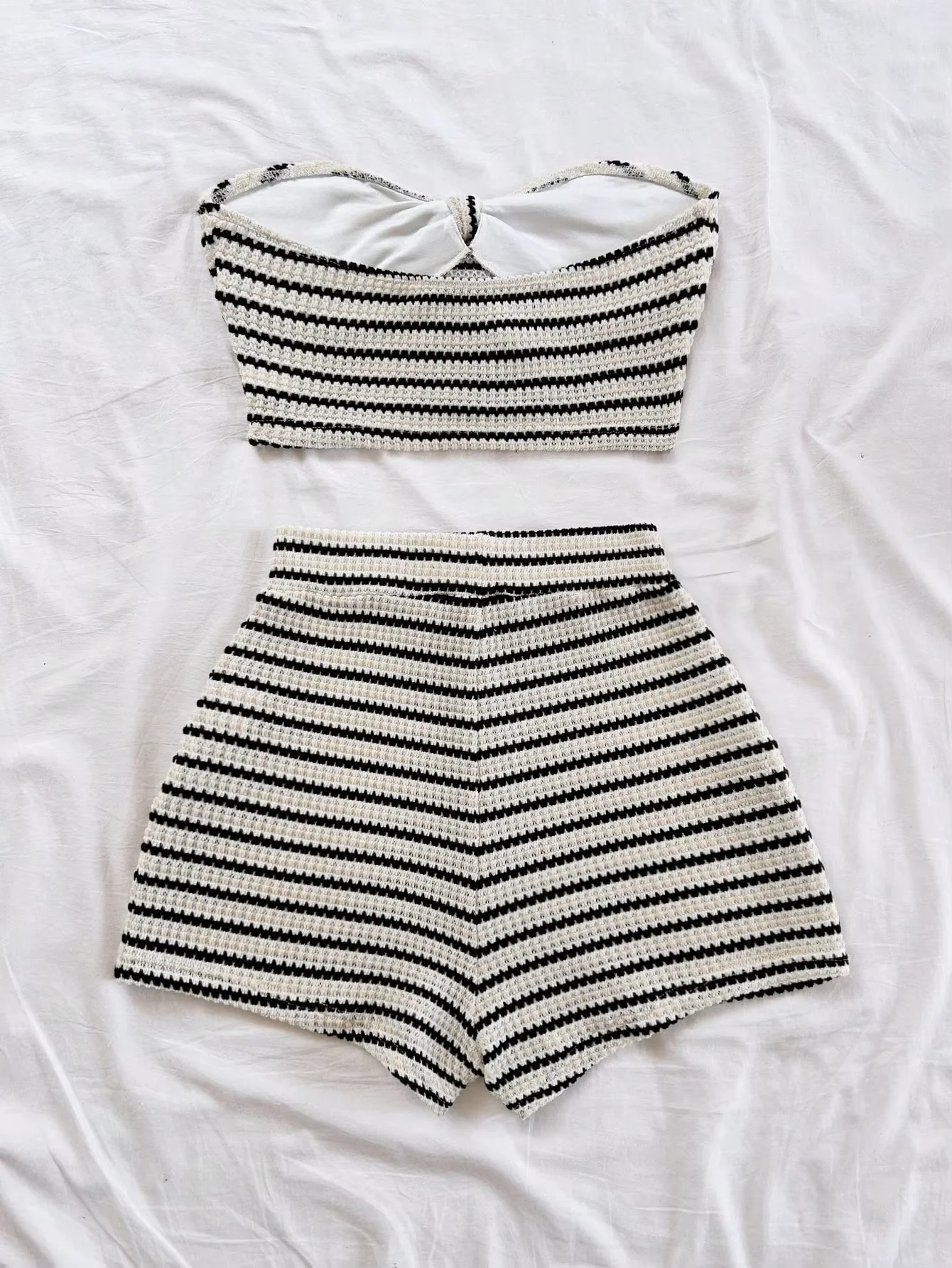 Women's Elegant 2-Piece Fashion Striped Set with Butterfly Detail Top and High-Waisted Shorts, Perfect for Holiday, Date, Aftern