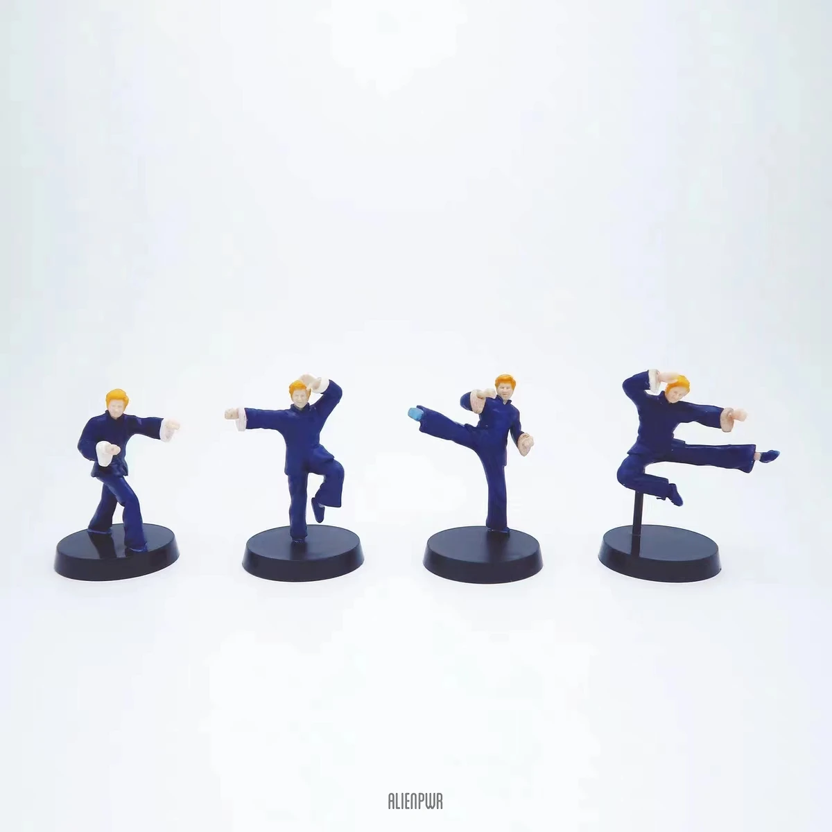 

Miniature model kongfu man 4pcs/set