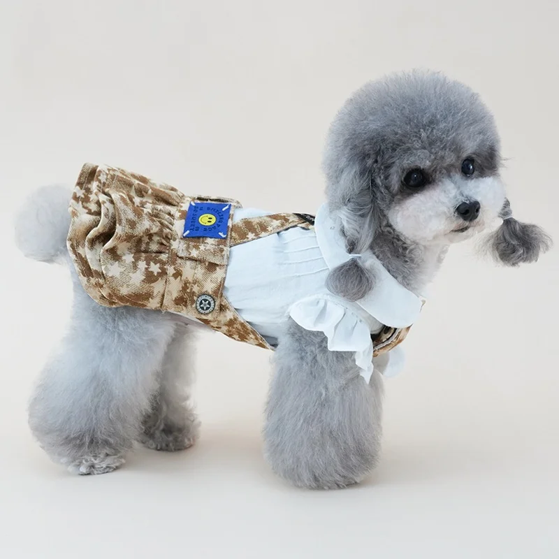 Vestido de mezclilla para perro con falda a capas y arnés ajustable - imagen 3