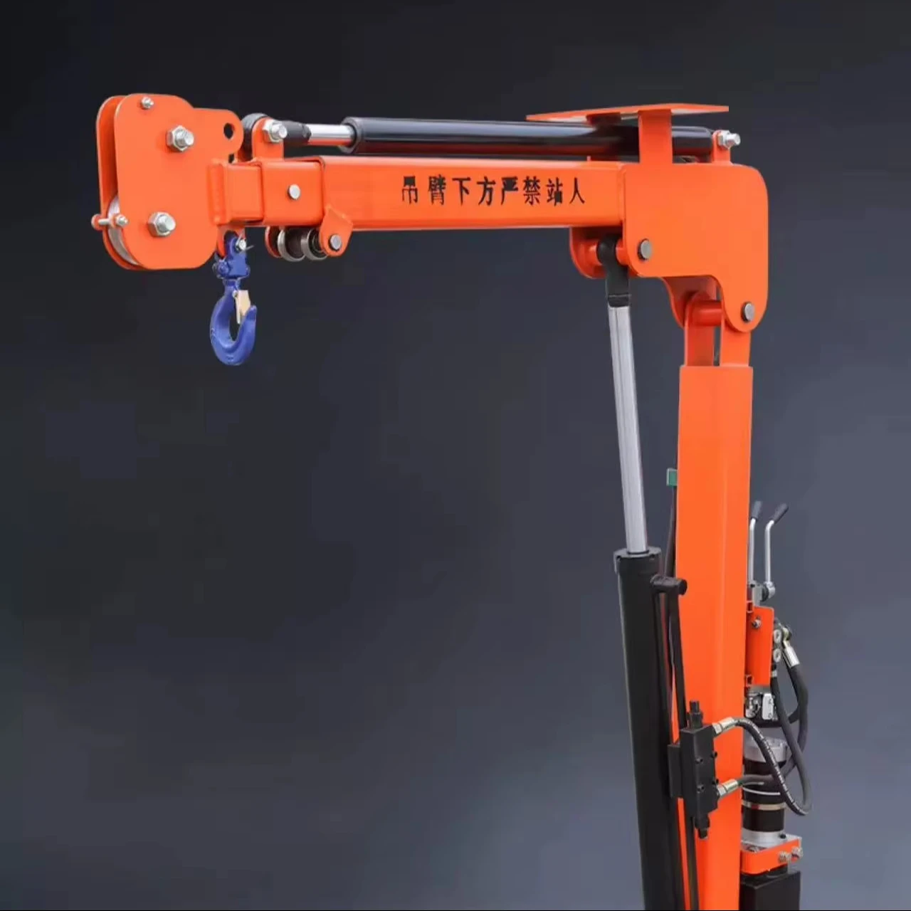 Retriek Industries 1 Ton Movable Electric Crane 2 Ton Load Capacity 6 m Maximum Lifting Height 240 V Voltage Construction Hoist