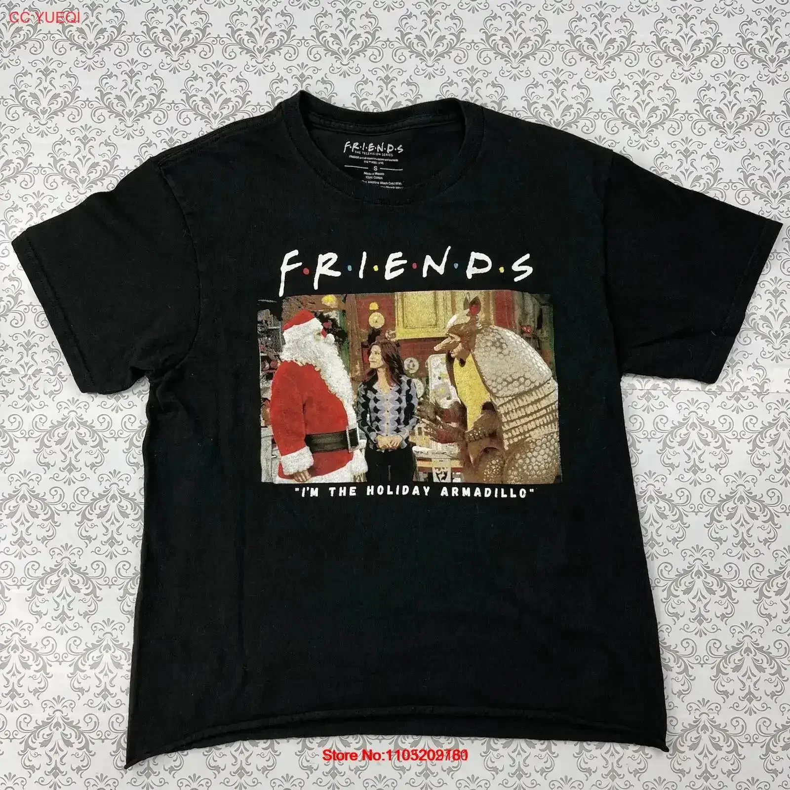 

FRIENDS Tv Series I'm the Holiday Armadillo Black Cropped T Shirt Women's S vintage Washed Versatile Top For Everyday Wear