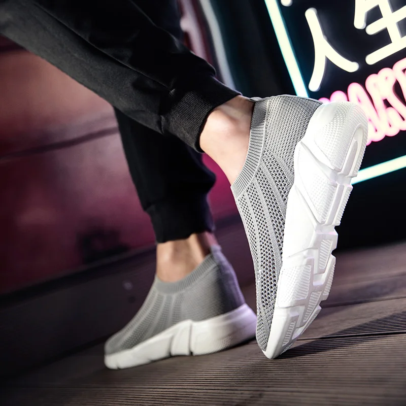 Unisex Socks Shoes Breathable Low help Women Shoes Flats Fashion Versatile Sneakers Stretch Fabric Casual Slip-On Ladies Shoes