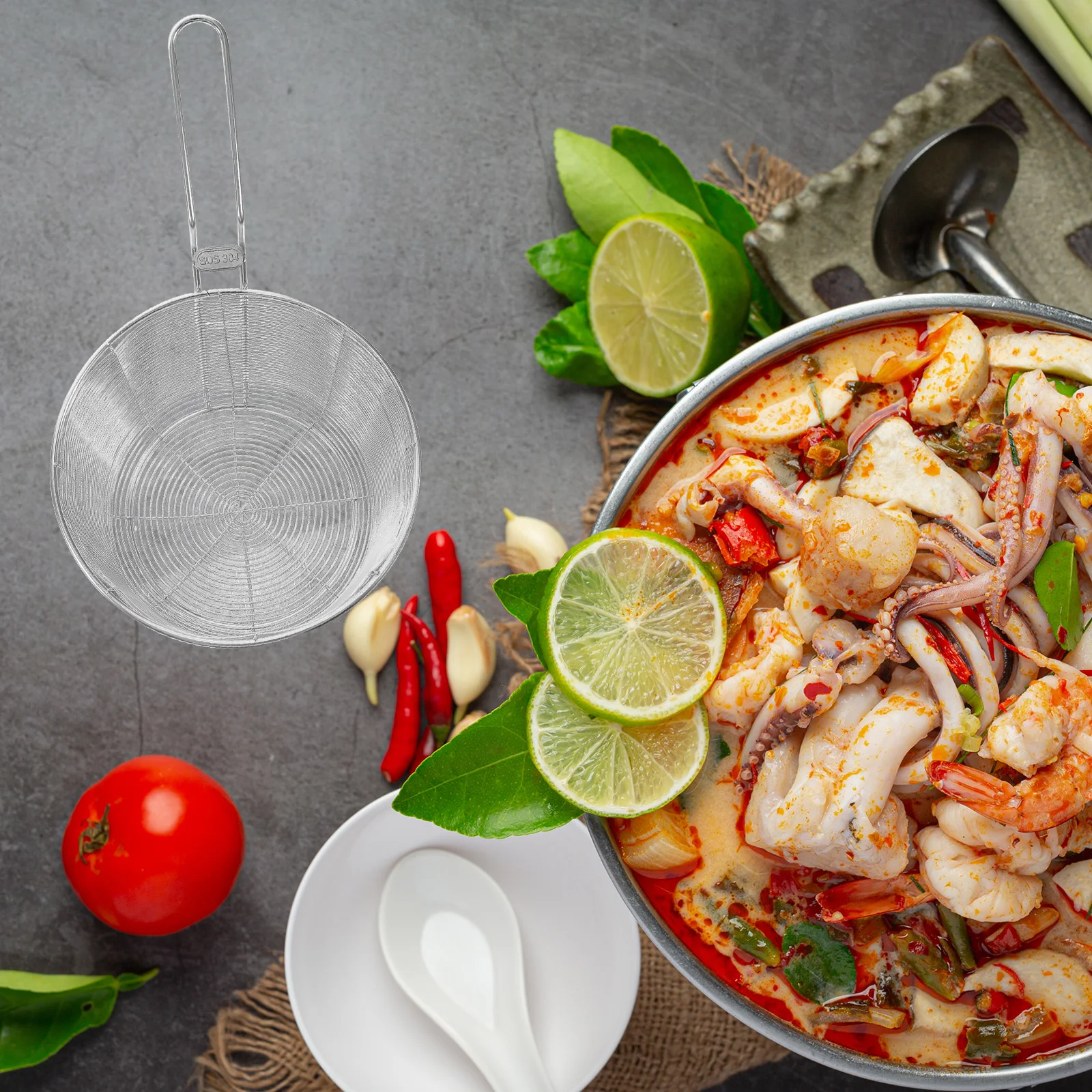 

Stainless Steel Mesh Basket Large Capacity Fry Strainer Colander Food Serving Waterproof Heat Resistant for Noodles Pasta Fries