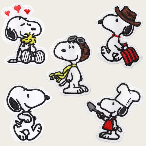 5PCS Cartoon Anime Snoopy Embroidered Patches Cute Cartoon DIY Iron-On Appliques for Jeans, Jackets, Hats And Clothing