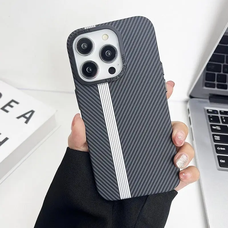 New Carbon Fiber Pattern Water Sticker 14promax Phone Case Ultra Thin Full Package iPhone 13pro Metal Matte Hard Case Protection