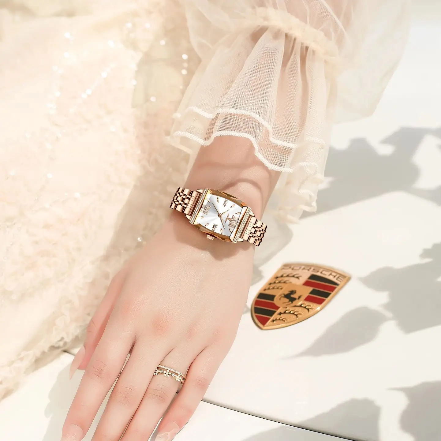 POEDAGAR ساعة يد نسائية فاخرة عالية الجودة مقاومة للماء كوارتز للسيدات ساعة ستانلس ستيل موضة ساعات نسائية Reloj