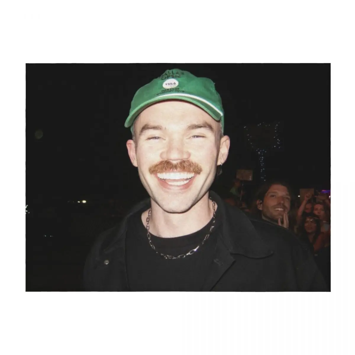 Dom Dolla Throw Bla…