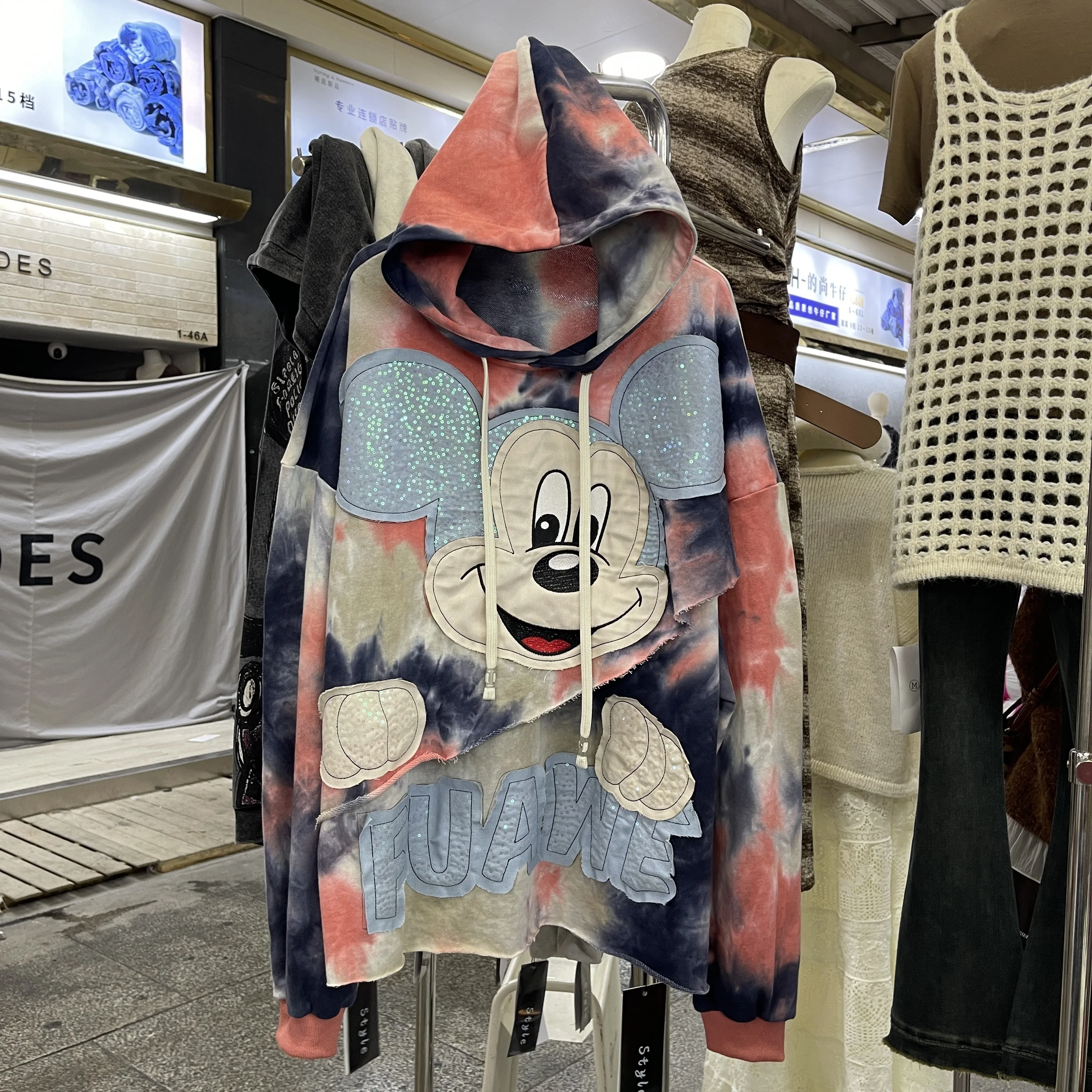 European Style Large Version Cartoon Retro Distressed  2025 Autumn New Loose Mid-Length Patchwork Tie-Dye Anime Hoodie