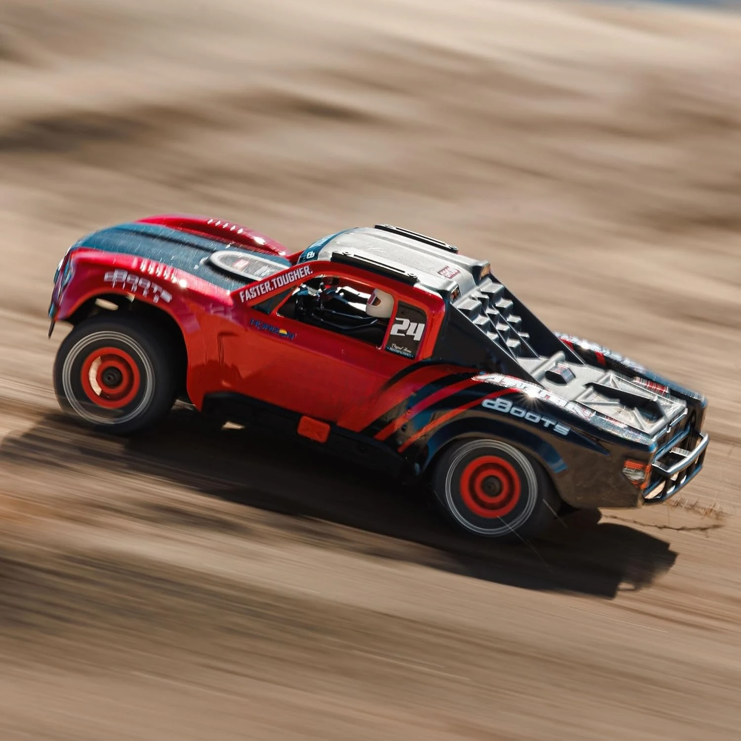 شاحنة RC 4x4 شاحنة صحراوية ذكية صغيرة الحجم، RTR (مع بطارية وشاحن متضمن) أحمر/أسود ARA2104T1