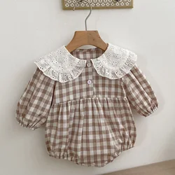 2024 New Spring Baby Girls Clothing Korean Style Climbing Suit Long Sleeved Cotton Plaid Splicing Newborn Baby Girls Bodysuits