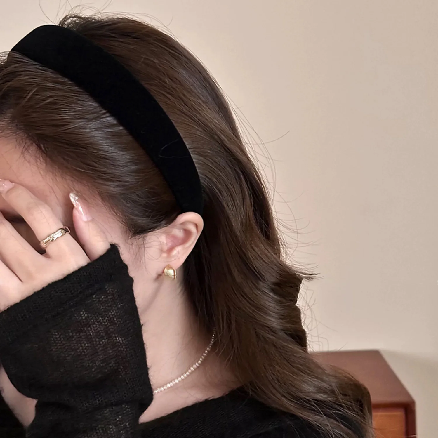 جديد خمر الأسود المخملية هيرباند للنساء رقيقة الإسفنج غسل الشعر الضغط عقال للنساء الفتيات أزياء حزب أغطية الرأس اليومية