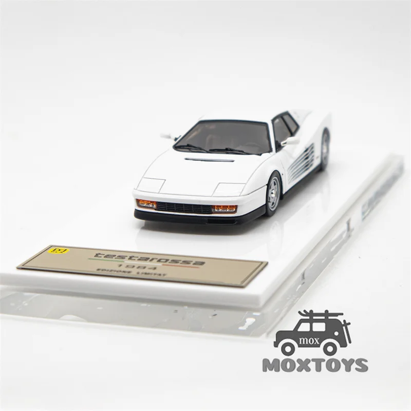 DMH 1:64 Testarossa Resin Model Car