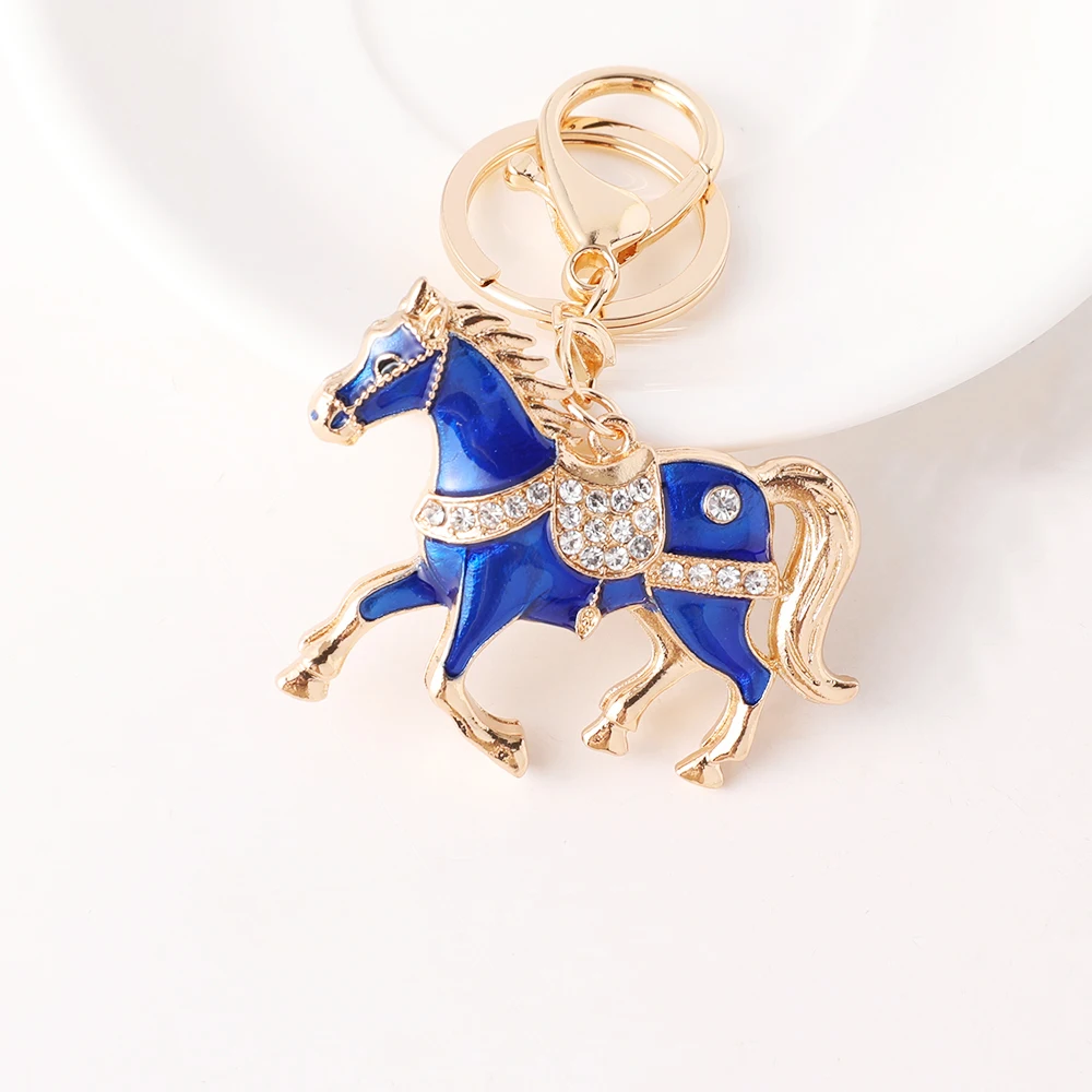 2026 جديد الحصان المفاتيح كريستال معدن المهر حقيبة يد قلادة سيارة حلقة رئيسية السنة الجديدة هدية تذكارية
