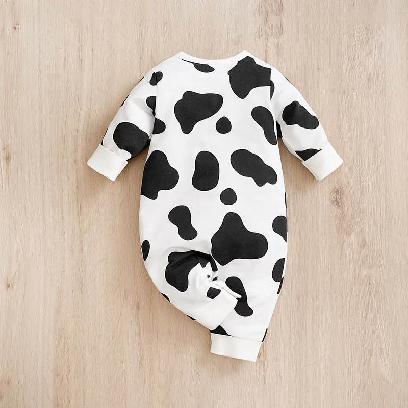 New Designer  Clothing  100 cotton spring and fall long-sleeved baby onesies Black and white cows   Short Sleeves   Fashion