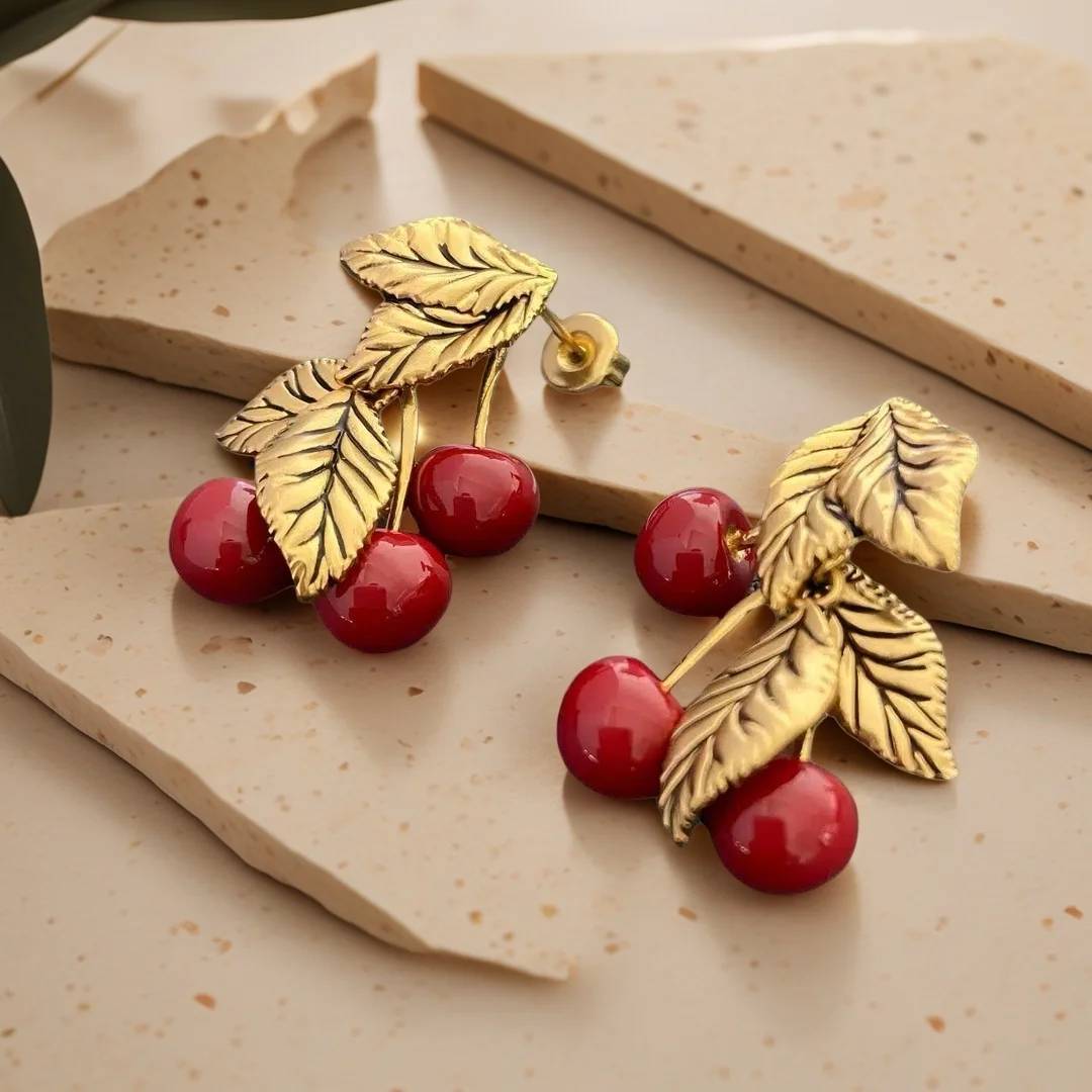 Yuri Ailey Vintage Antique Gold Cherry Drop Earrings Red Fruit Leaf Dangle Retro Fruit Jewelry Women Daily Party Boho Ear Gift