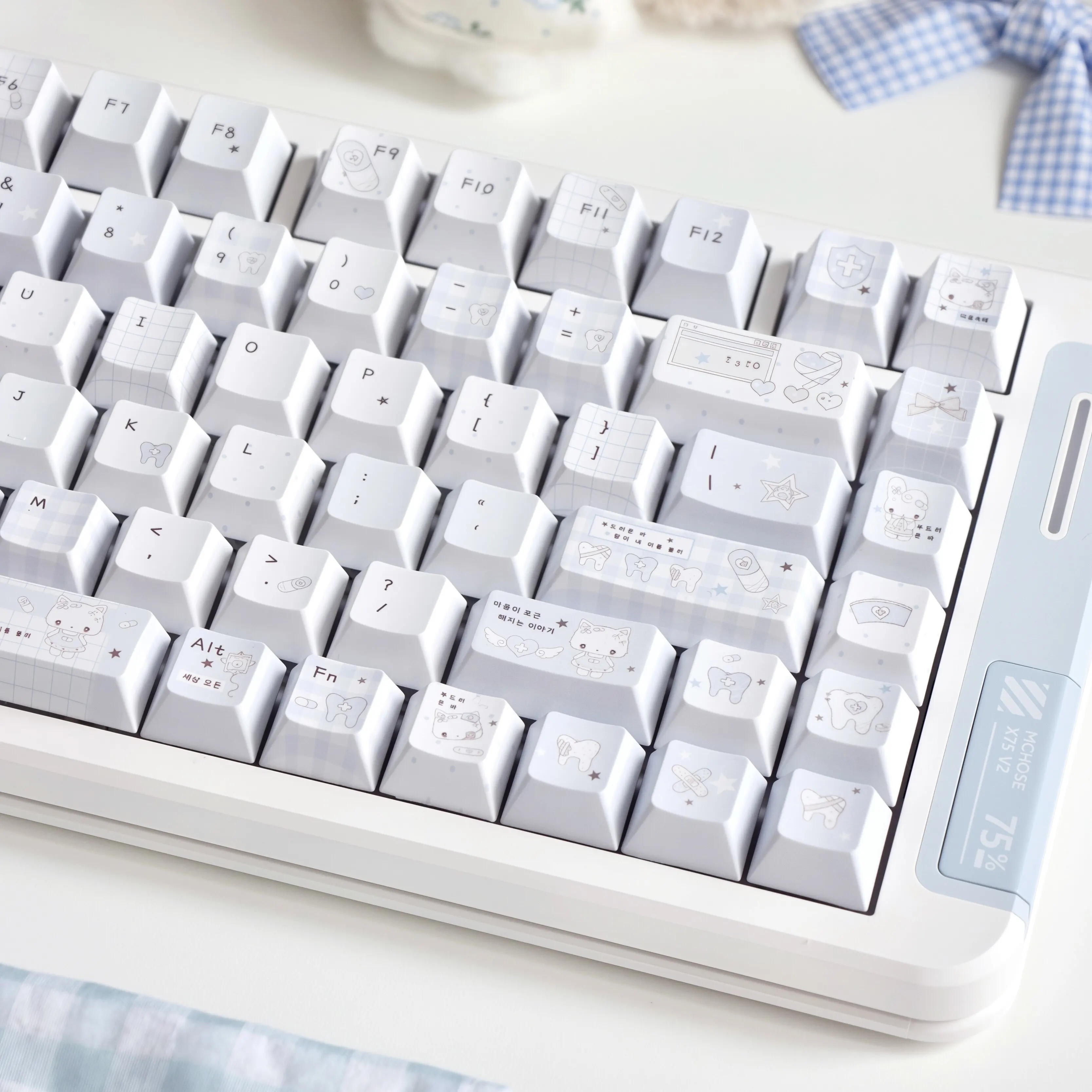 Ins Style Rabbit Keycaps 130 Key Set BPT Sublimation Cherry Profile Gaming Keyboard Keycap for 64-104 Layout MX Switch Keyboards
