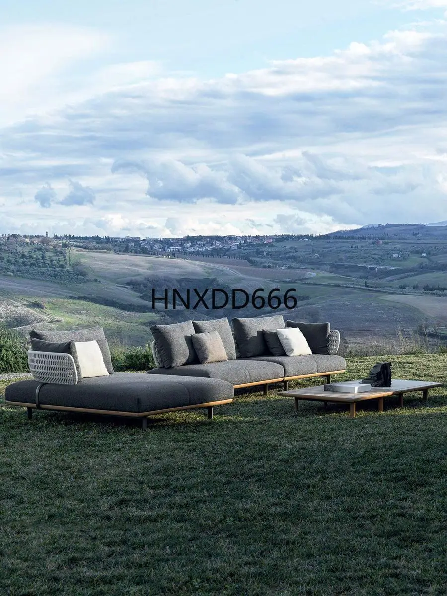 Combinação de móveis para proteção contra chuva e sol ao sofá ao ar livre