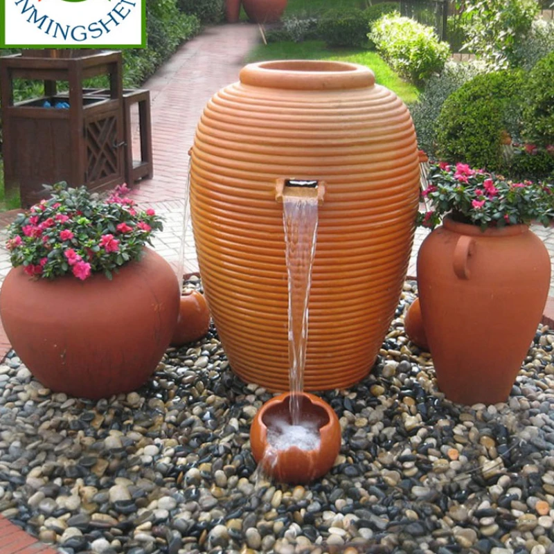 

courtyard outdoor landscape