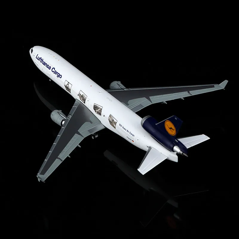 YY Wings Diecast 1/400 Scale Lufthansa MD-11 D-ALCC Passenger