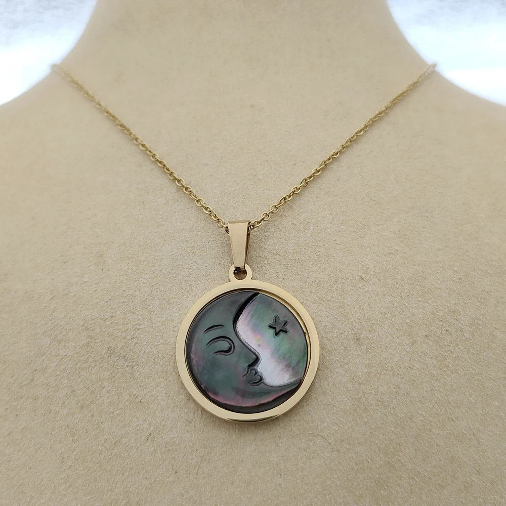 

Exquisite Stainless Steel Necklace Girl Natural Black Sea Shell Moon Pendant Neck Jewelry For Women