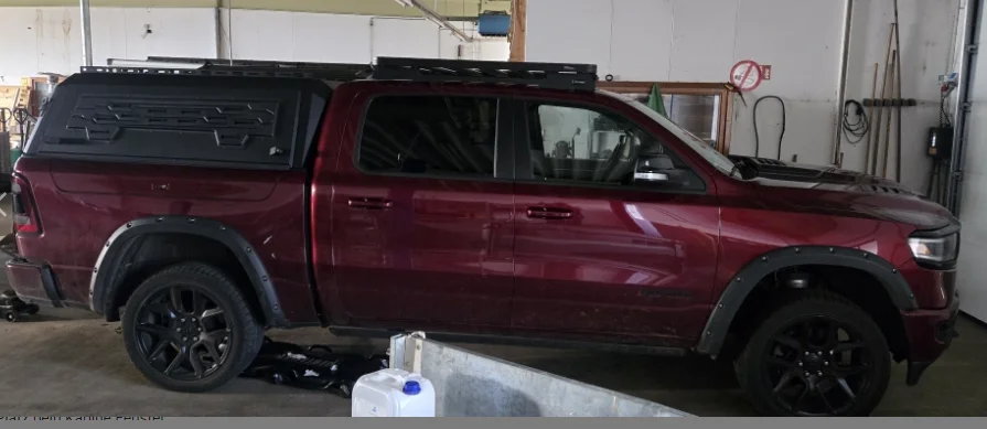 

Водонепроницаемый жесткий тент-кунг из алюминиевого сплава/стали для пикапов 4x4 Ram 1500/2500 (5.7/6.4 фута) с ящиком для инструментов