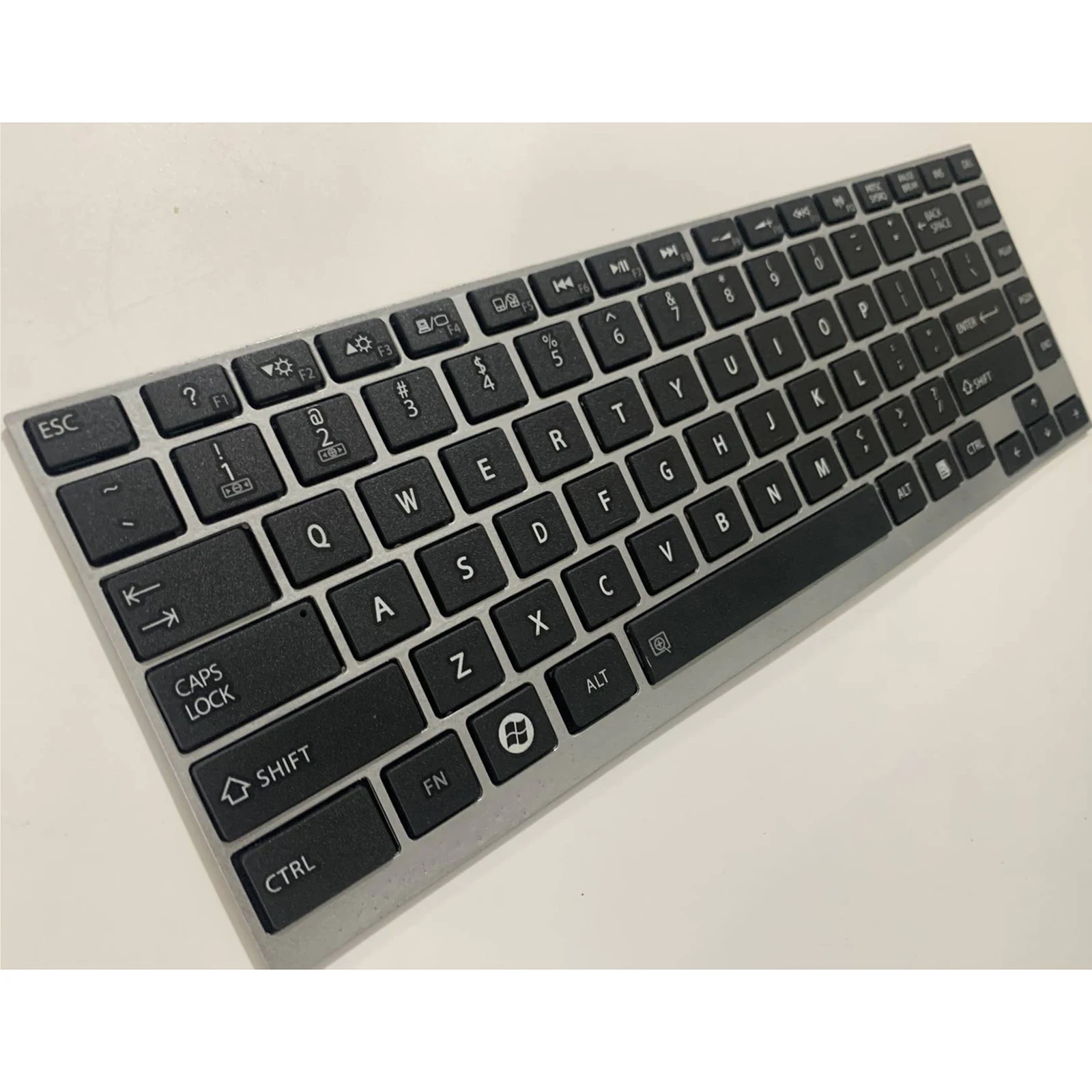 لوحة مفاتيح الكمبيوتر المحمول تخطيط الولايات المتحدة لتوتوشيبا U800 U830 U840 U900 U920 U930 Z830 Z930 #5