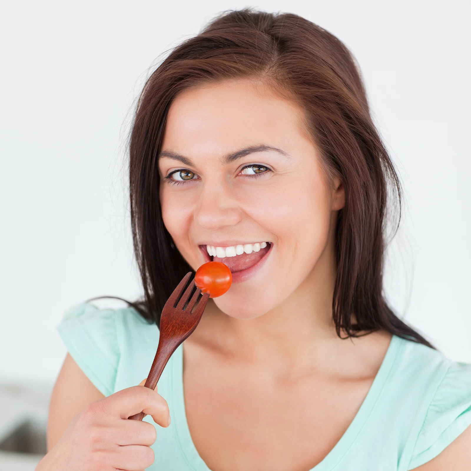 

2Pcs Wooden Fork Long Handle Natural Wooden Fork for Kitchen Dining Cooking Serving Stirring Salad Dessert Food Use