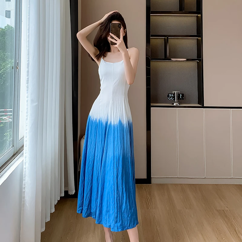 2024 Zomervakantie Strand Midi Jurk Chique Mode Vrouwen Spaghettiband Blauw Wit Gradiënt Slanke Taille Rugloze Boho Kleding